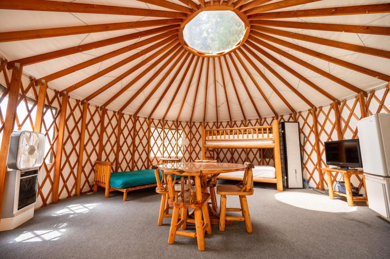 Redwood Meadows Rv Resort Кресент-Сити Экстерьер фото